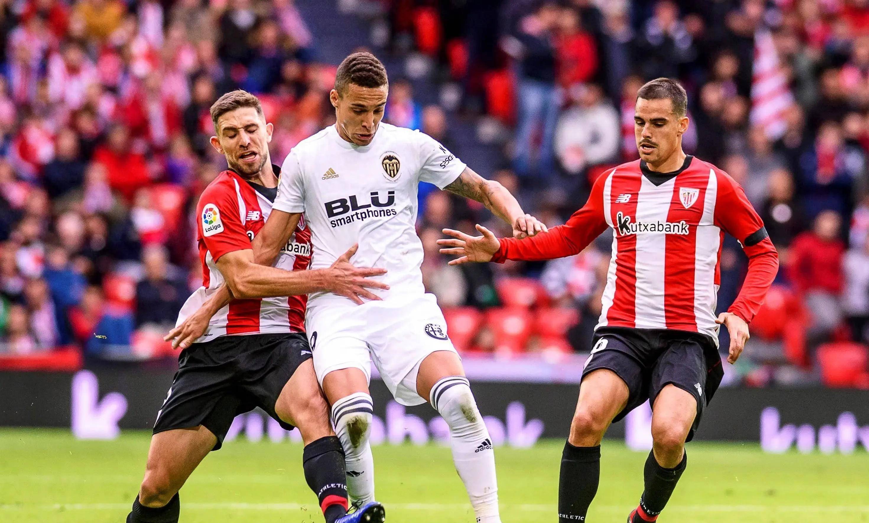 开云官方网站-关于关键时刻欧冠焦点战，洛杉矶快船遗憾出局，更衣室稳定，赛季目标并未改变的信息