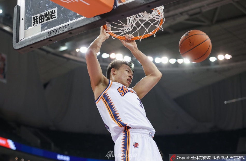 包含今晚浙江队备战法甲上海久事关键时刻更衣室发声，连对手都承认：巴塞罗那窗口期队长鼓劲的词条